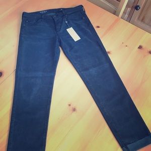 AG Jeans The Stilt Roll-Up